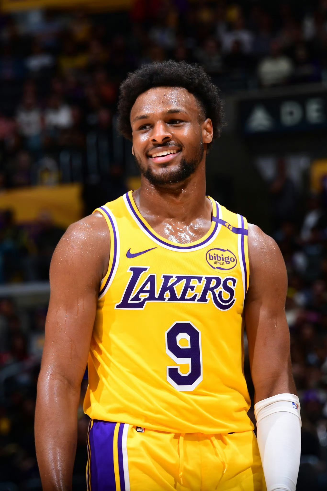 浓眉哥新星刷新纪录表现突出,G2前途光明!比赛高潮迭起(nba浓眉哥个人资料) 浓眉哥新星刷新纪录表现突出,G2前途光明!比赛高潮迭起(nba浓眉哥个人资料)